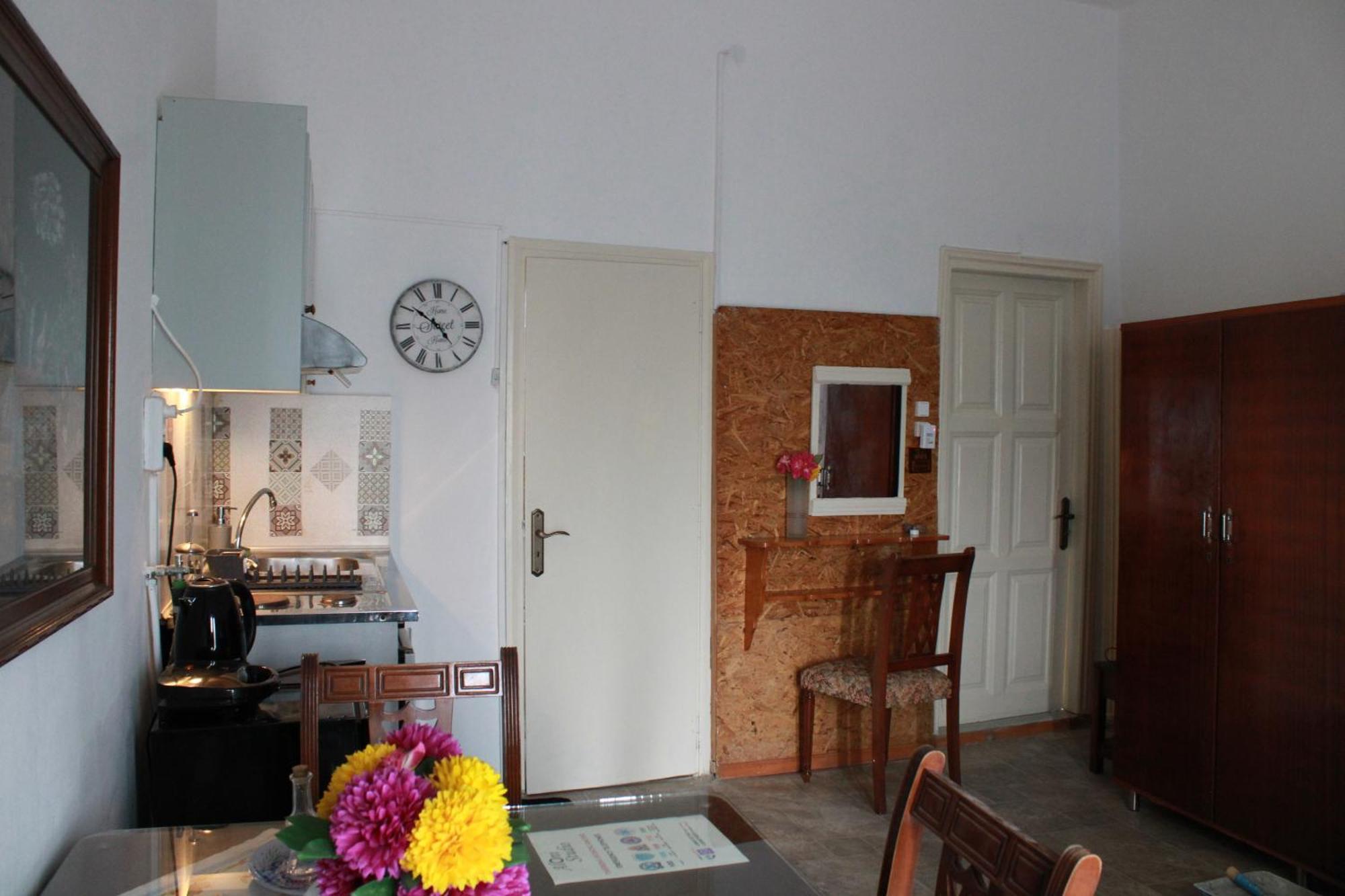 Azoyirás Aloni Studio מראה חיצוני תמונה
